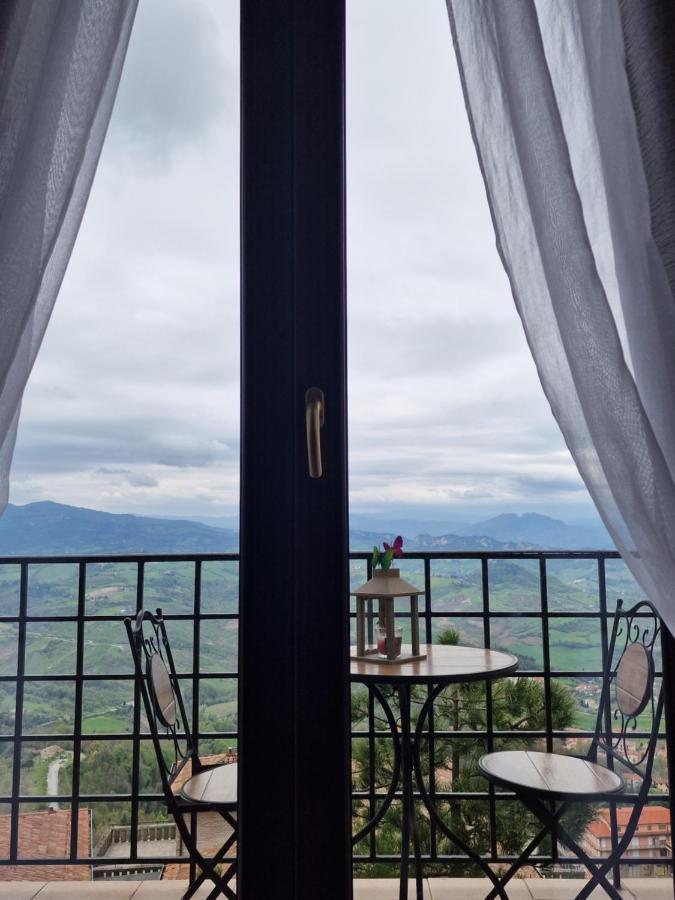 Hotel La Rocca San Marino Exterior foto